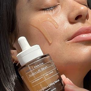 Greek Lifting Firming  KORRES PLUMPING + LIFTING Black Pine Sculpt + Lift Serum